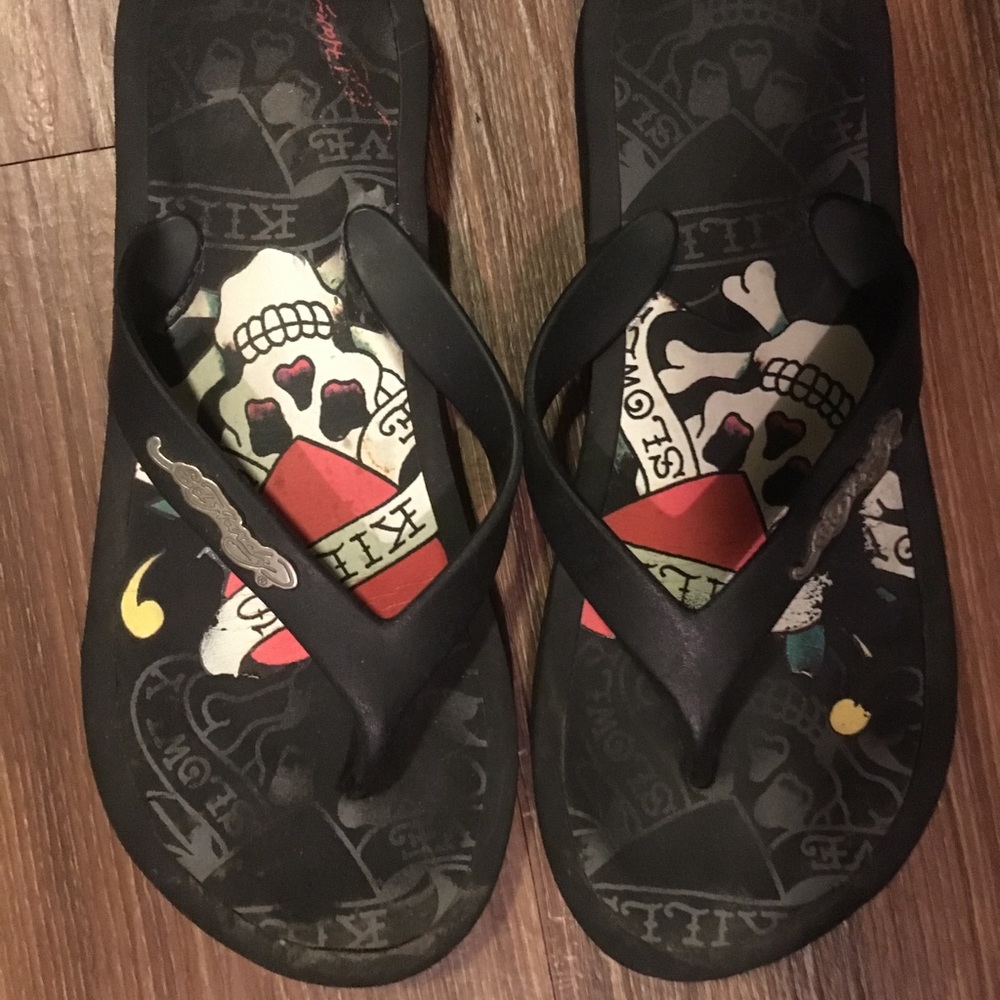 Ed Hardy flip flops!